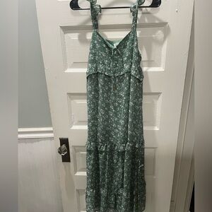 Jessica Simpson Green Floral Maxi Dress, Size XS